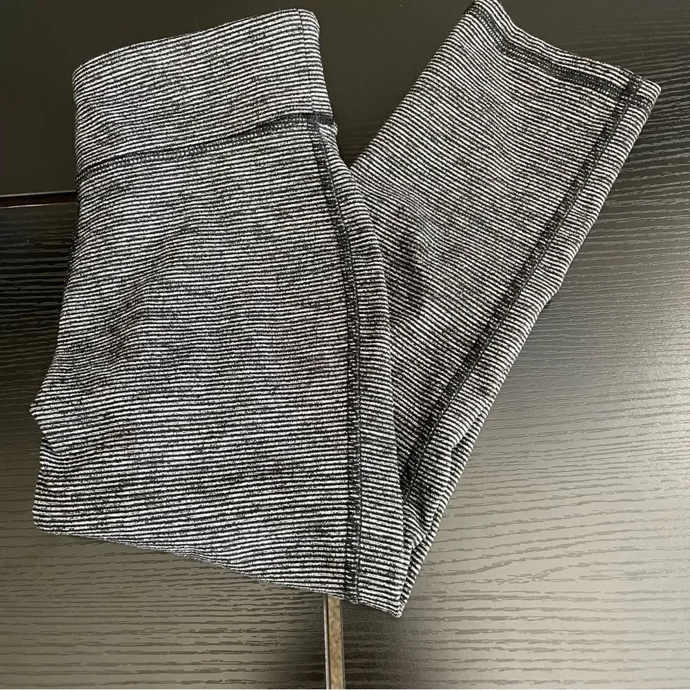 Old Navy Active Go-Dry Leggings, Girl Large (10-12)